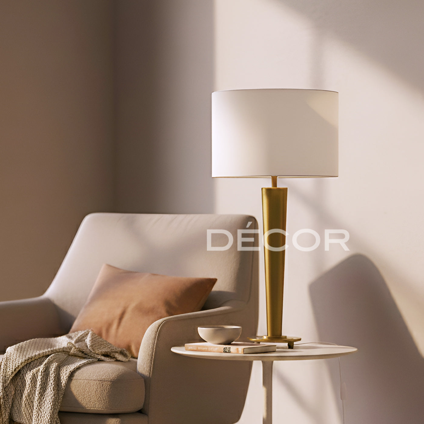 REGIS Table Lamp