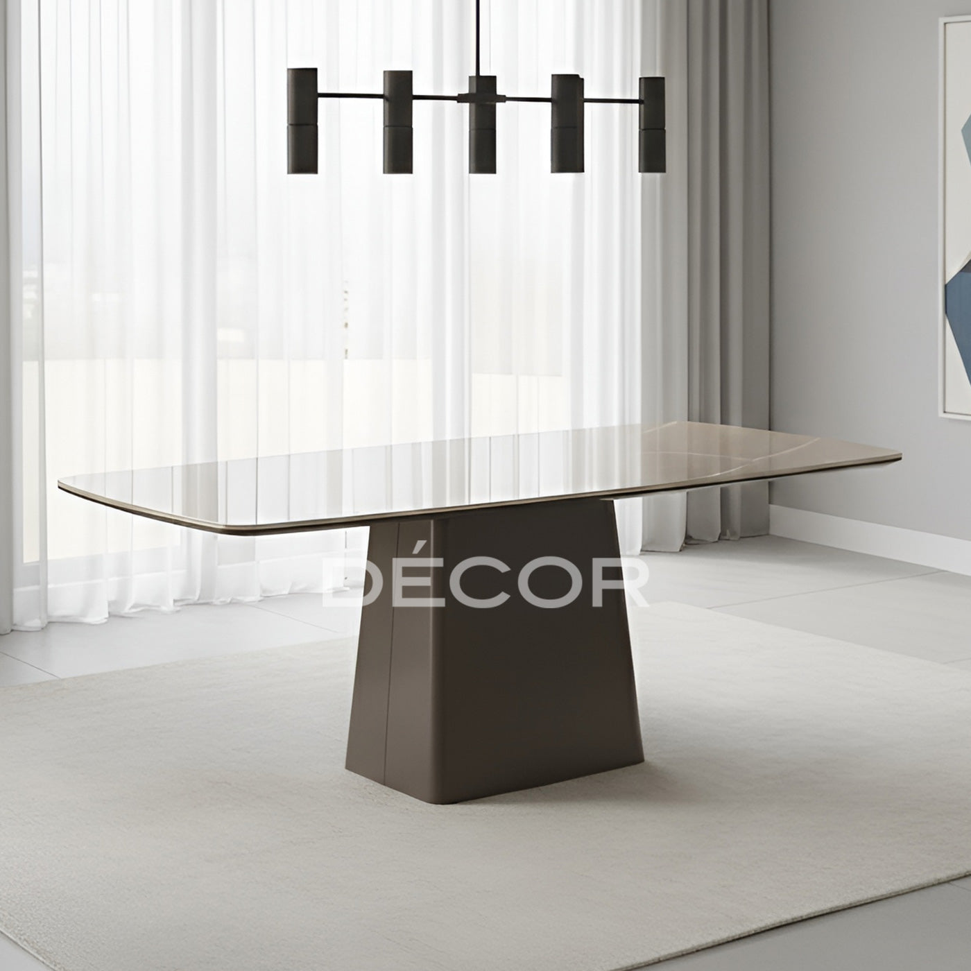 CLARENCE Dining Table