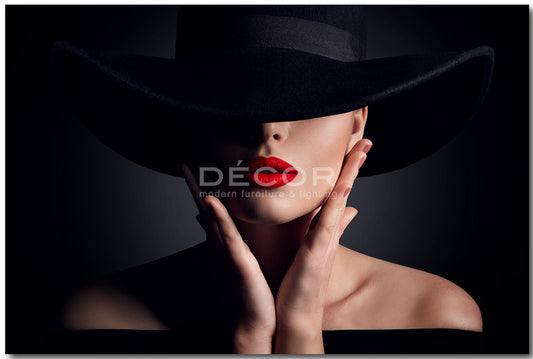 WOMEN WITH BLACK HAT - ART PRINT