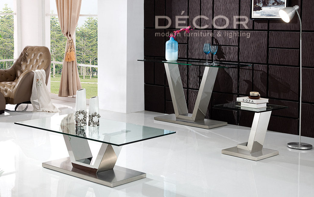 MAGNUM End Table
