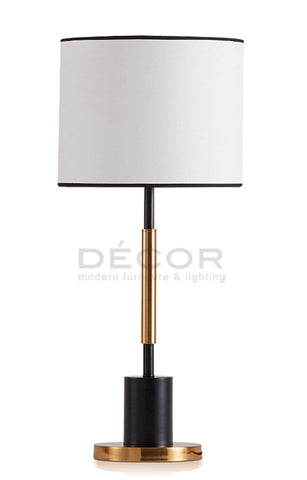 QUADRO Table Lamp