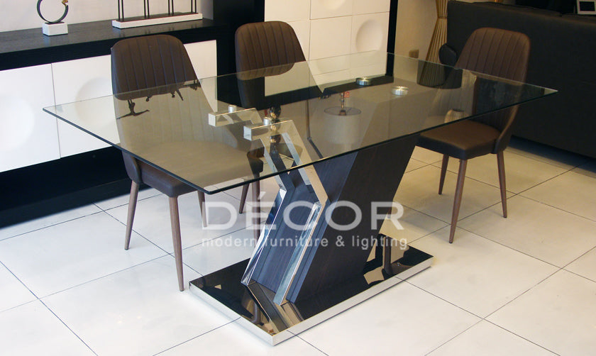 SLANT Dining Table