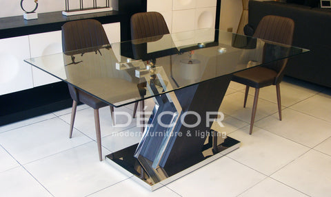 SLANT Dining Table